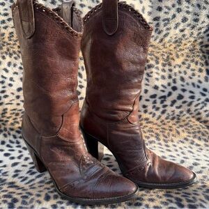 Type Z Dark Brown Heeled Boots